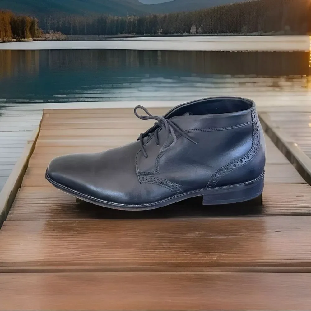 Florsheim Men's Black Leather Castellano Plain Toe Chukka Boot Size 9.5D
